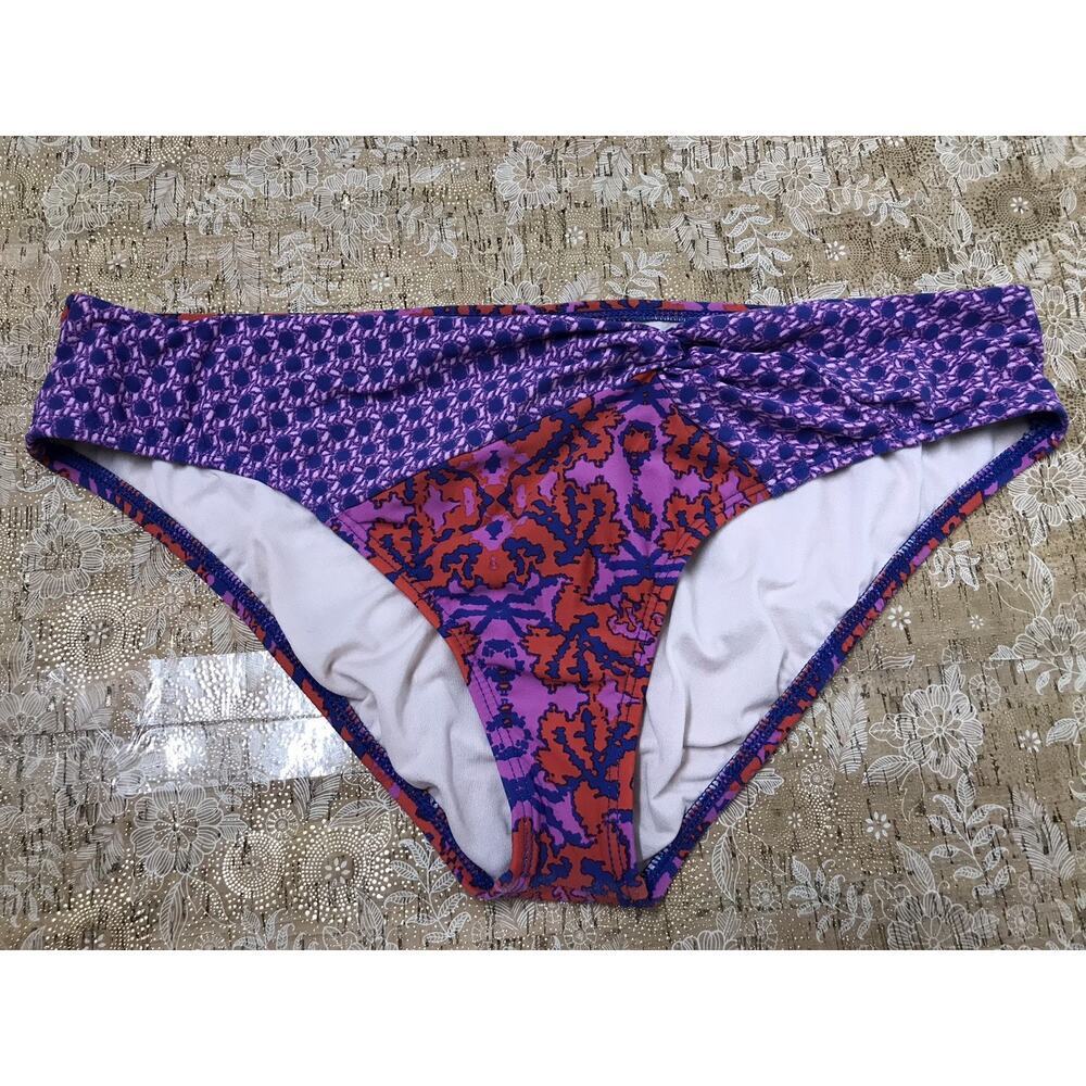 Women's ANTONIO MELANI BIKINI BOTTOM SWIMWEAR Size Large Back Metal Logo Floral